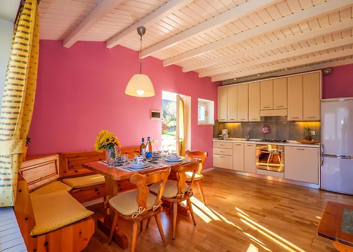 Sole 1 Terrassen Mit Pool Og Colico