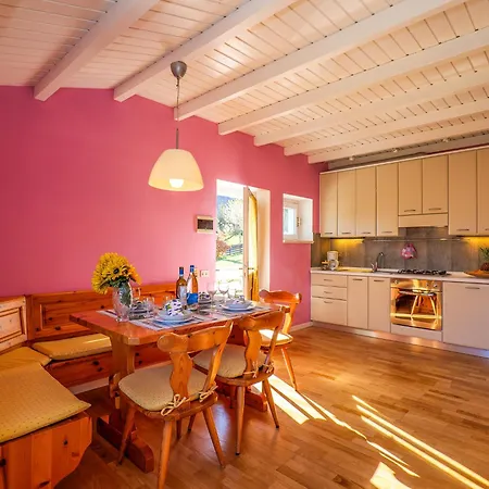 Sole 1 Terrassen Mit Pool Og קוליקו